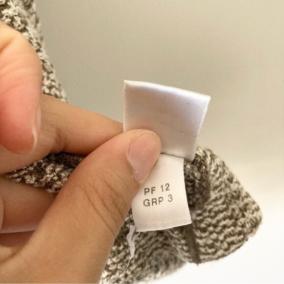 ST. JOHN beige textured knit open-front‎ cardigan 2 - Picture 7 of 8